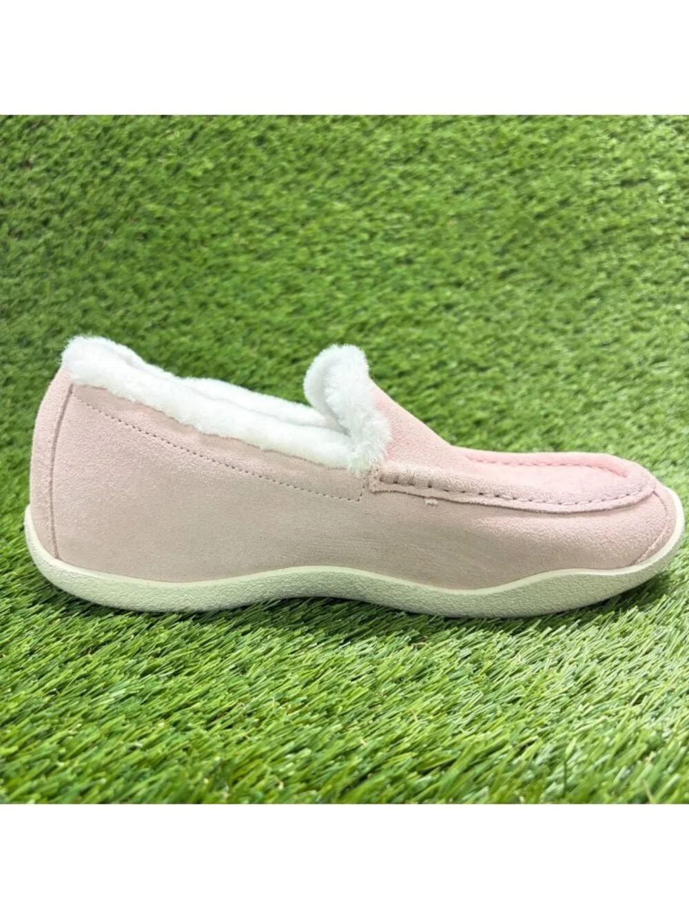 Kuru Loft Womens Size 10 Pink White Casual Moccasin Slip On Suede Slippers Shoes